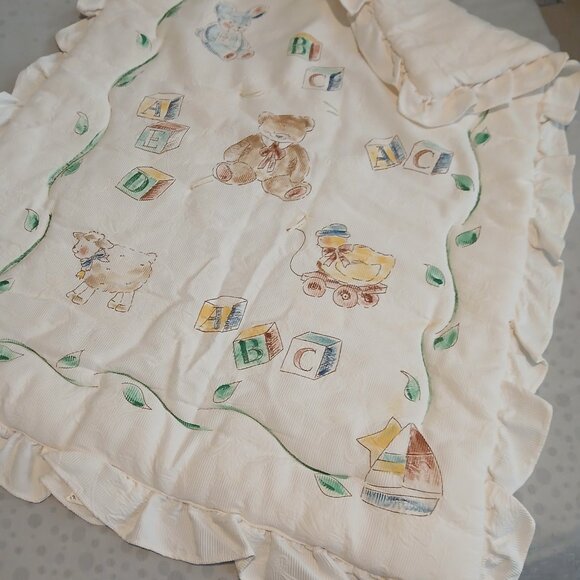 COPY - KidsLine Baby Bedding Quilt with lovely ruffled edge Made in USA - Picture 7 of 8